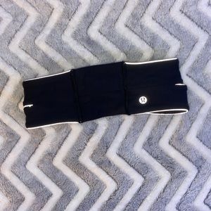 Black Lululemon Ear Warmer